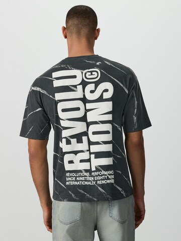 Next Shirt in Black: front