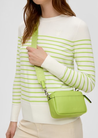 s.Oliver Crossbody Bag in Green: front