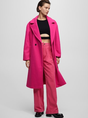 Pull&Bear Płaszcz przejściowy w kolorze różowy: przód