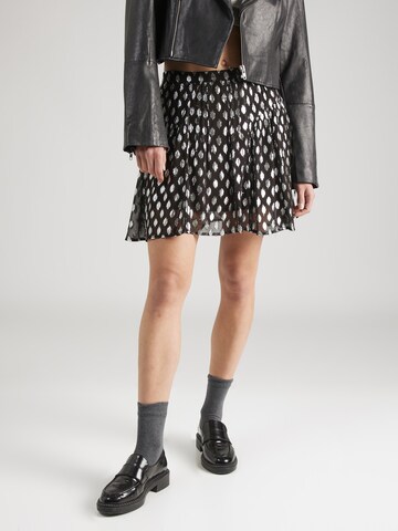 Sofie Schnoor Skirt in Black: front