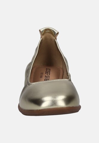 JOSEF SEIBEL Ballerina 'Fenja 01' in Gold