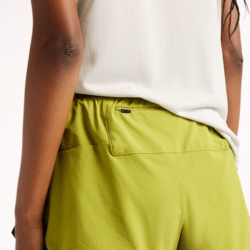 new balance Regular Sports trousers 'RC Essential' in Green