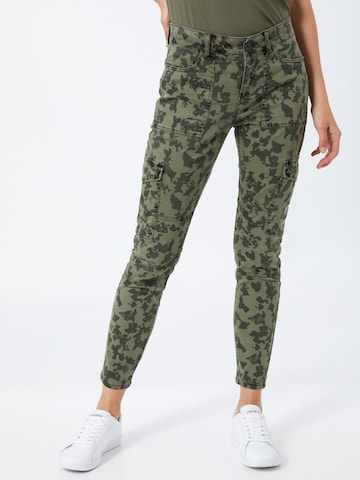 Skinny Pantalon cargo s.Oliver en vert : devant