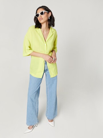 florence by mills exclusive for ABOUT YOU Blouse 'Break Time' in Geel