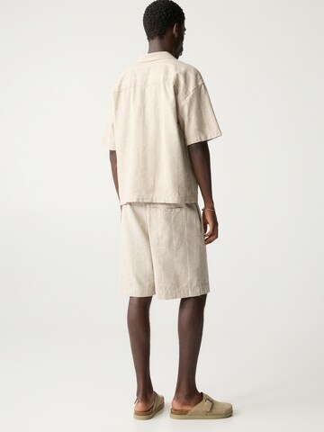 Comfort fit Camicia di Pull&Bear in beige
