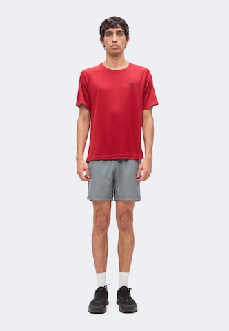 NIKE Funkční tričko 'FLEX' – červená