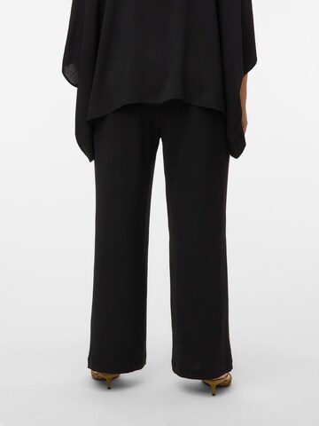 Wide leg Pantaloni 'VMCalva' di Vero Moda Curve in nero