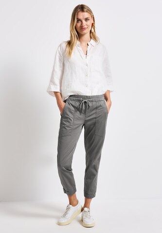 STREET ONE Slimfit Hose in Grau