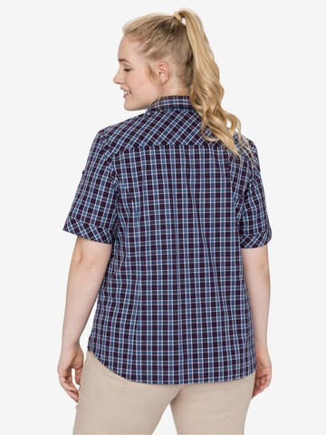 SHEEGO Athletic Button Up Shirt in Blue