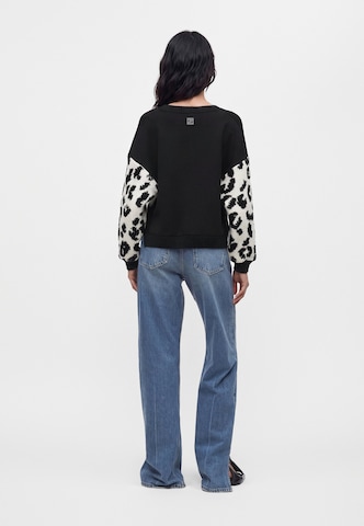 Marc Cain Sweater in Black