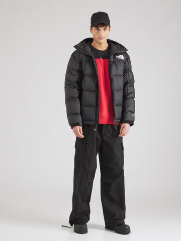 Tricou 'ICONS' de la THE NORTH FACE pe roșu