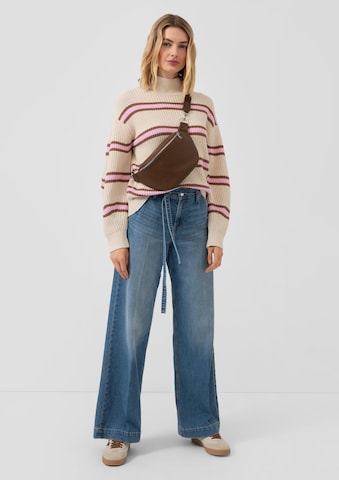 s.Oliver Sweater in Beige