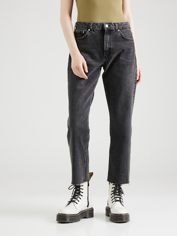 TOPSHOP Regular Jeans in Black: front