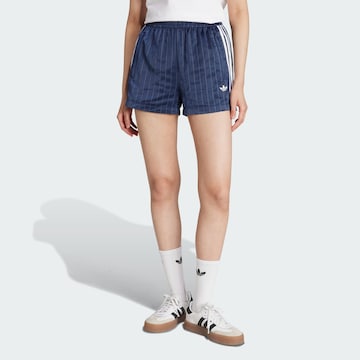 Loosefit Pantaloni di ADIDAS ORIGINALS in blu: frontale