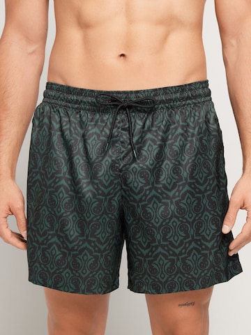 Tezenis Board Shorts in Green: front