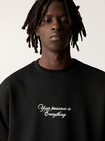 Bluză de molton de la Pull&Bear pe gri