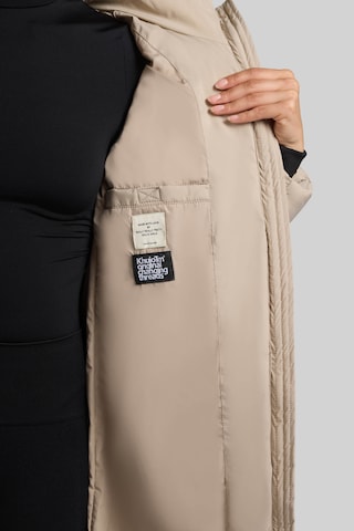 khujo Wintermantel 'Taby' in Beige
