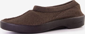 Arcopedico Slipper in Braun: predná strana