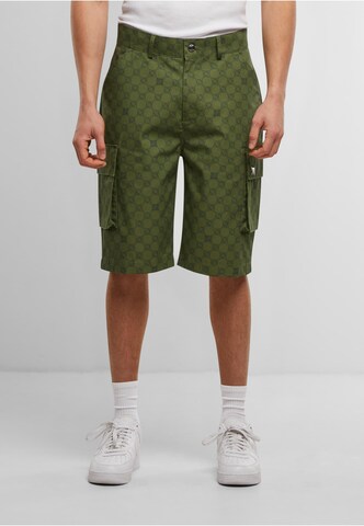 Pequs Loosefit Cargobroek 'Aether' in Groen: voorkant