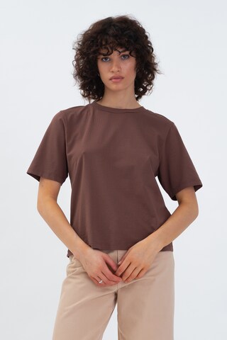 Aligne T-shirt 'Fino' i brun: framsida