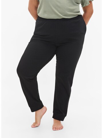 Zizzi Pyžamové kalhoty 'Msoma' – černá: přední strana