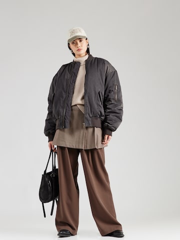 Rich & Royal Pullover in Beige