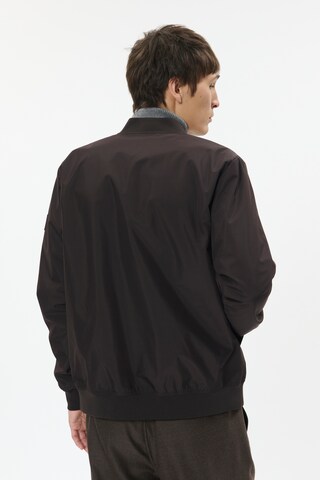 Veste mi-saison 'Clay' Matinique en noir