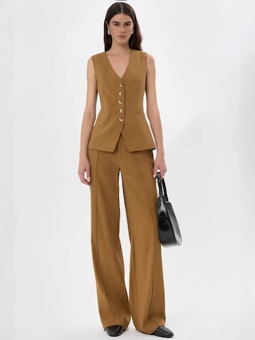 Gilet da completo di Hiccup in marrone