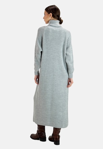 Robes en maille Elara en gris