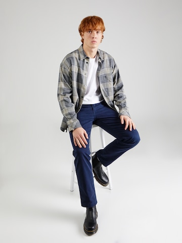 LEVI'S ® Regular Jeans 'AUTHENTIC' in Blau