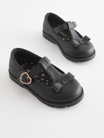 Next Low shoe in Black
