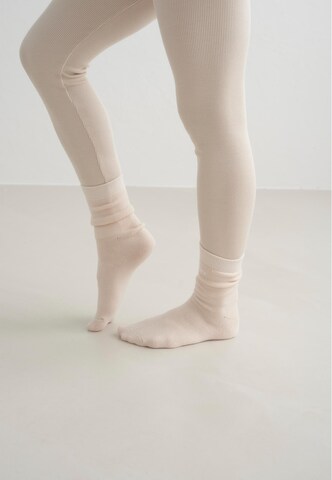 Aim'n Socken in Beige: Vorderseite