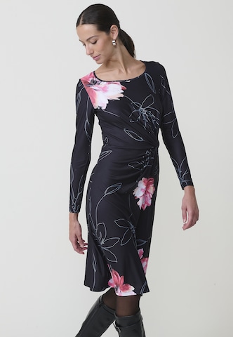 KOROSHI Jurk in Zwart