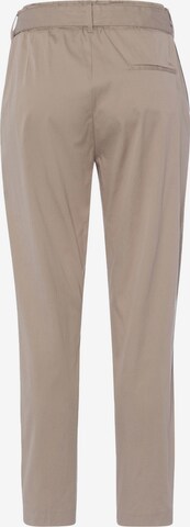 BRAX Loosefit Chinohose 'Milla S' in Braun