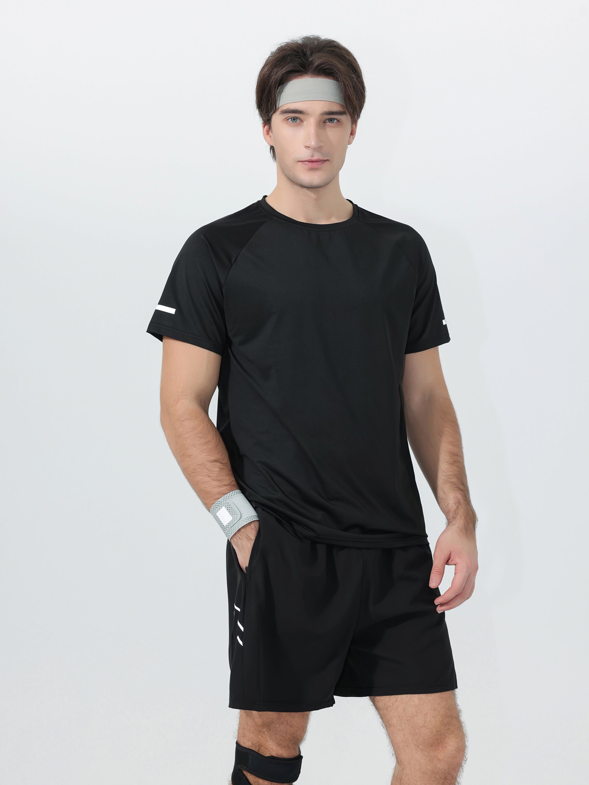 YOUTHUP Sportanzug‌‌‌‌ in Schwarz: Vorderseite