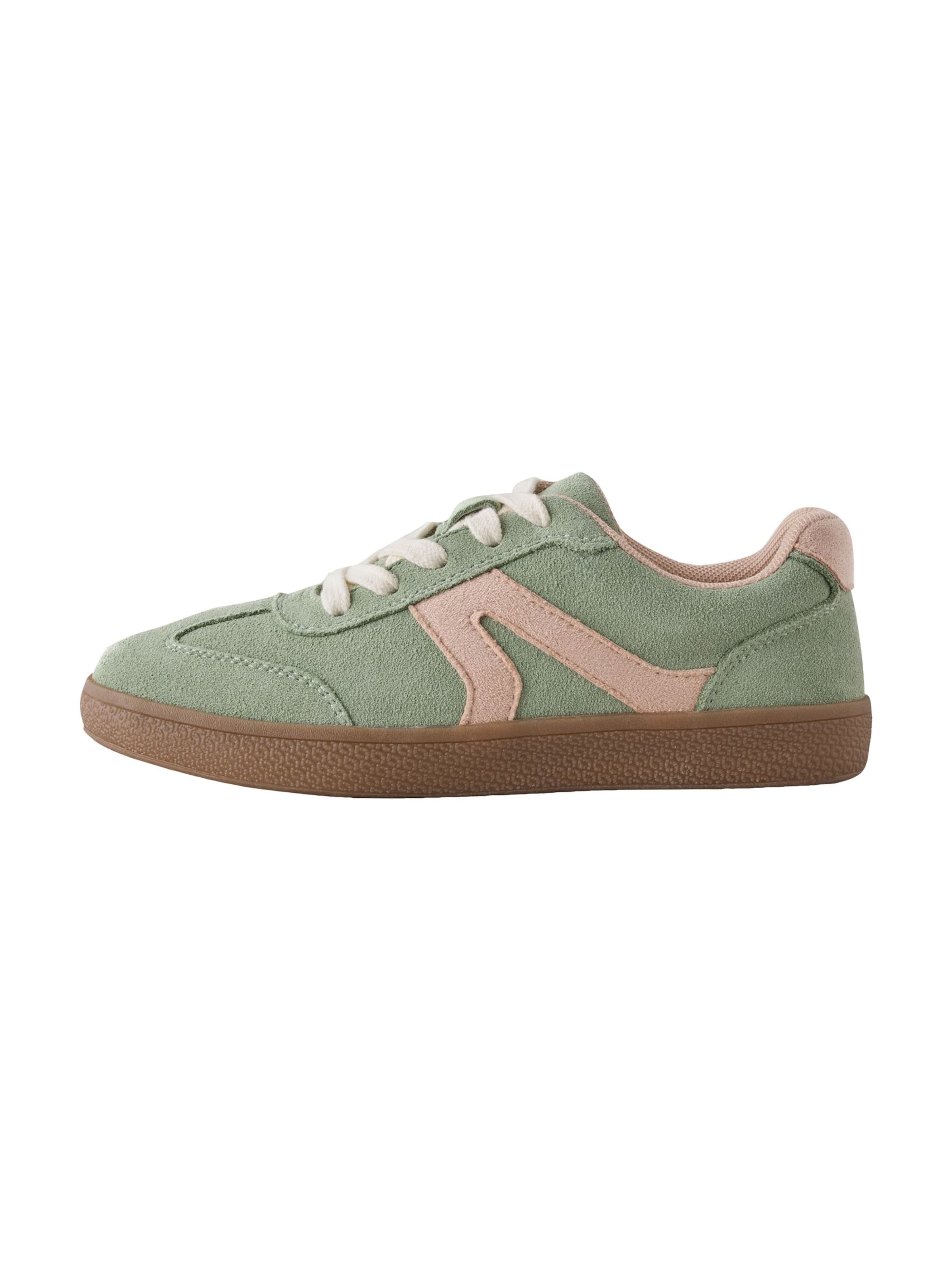 Next Sneakers in Groen: voorkant
