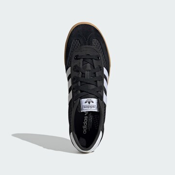 Baskets basses ADIDAS ORIGINALS en noir