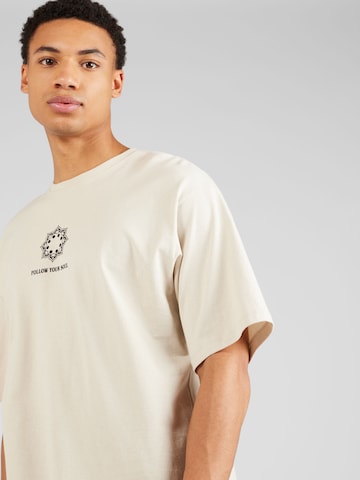 T-Shirt 'Tiago' ABOUT YOU en beige