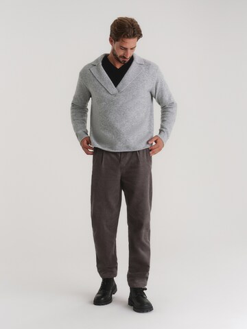 TRAPP Sweater in Grey