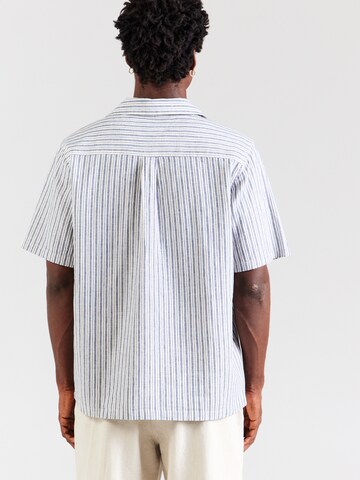Les Deux - Ajuste regular Camisa en azul