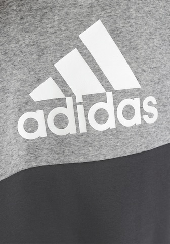 ADIDAS SPORTSWEAR Trainingsanzug 'Colourblock Fleece' in Grau