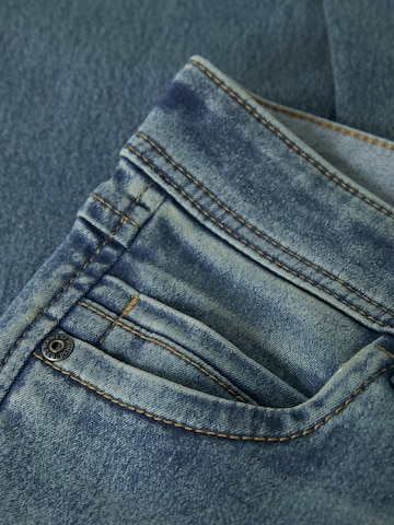 Coupe slim Jean 'NKMSILAS' NAME IT en bleu