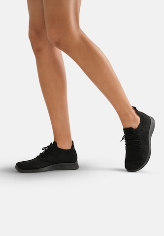 Scarpa slip-on di Elara in nero