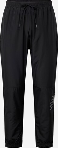 Effilé Pantalon de sport 'Tenacity' new balance en noir : devant