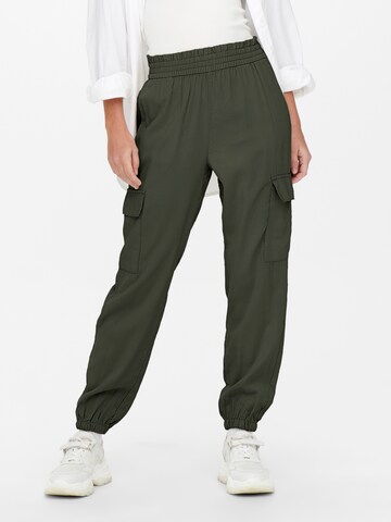 ONLY Tapered Cargo trousers 'ONLARIS' in Green: front