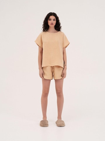 AmourLinen Pyjama 'Cloud Nine' in Geel: voorkant