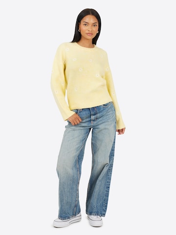 Pullover di BRAVE SOUL in giallo