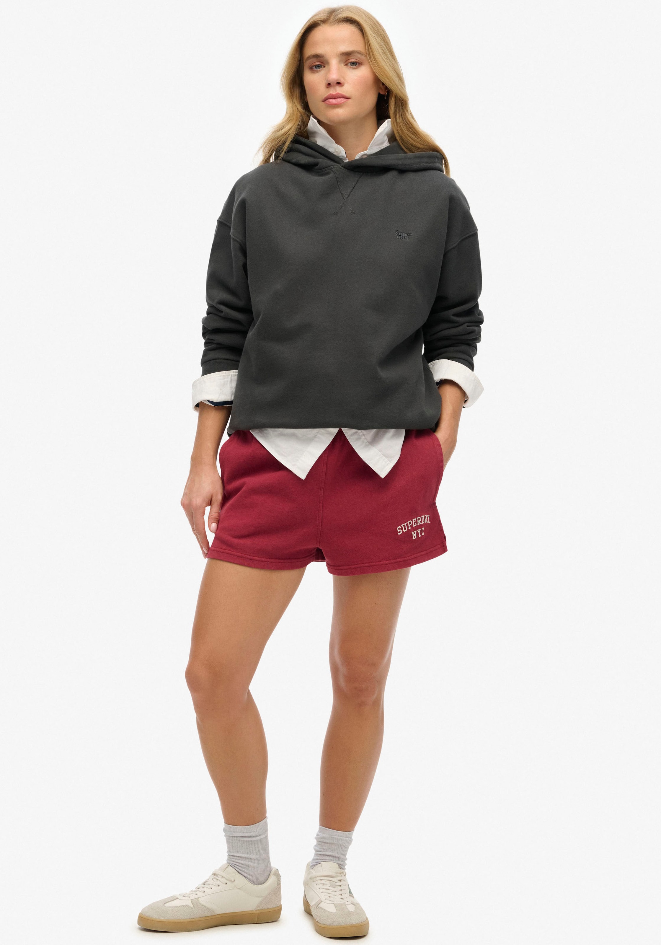 Superdry & Co Μπλούζα φούτερ 'Studios' σε μαύρο