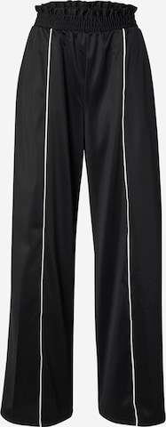 Monki Trousers in Black: front