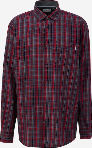 s.Oliver Men Tall Sizes Regular fit Button Up Shirt in Red: front